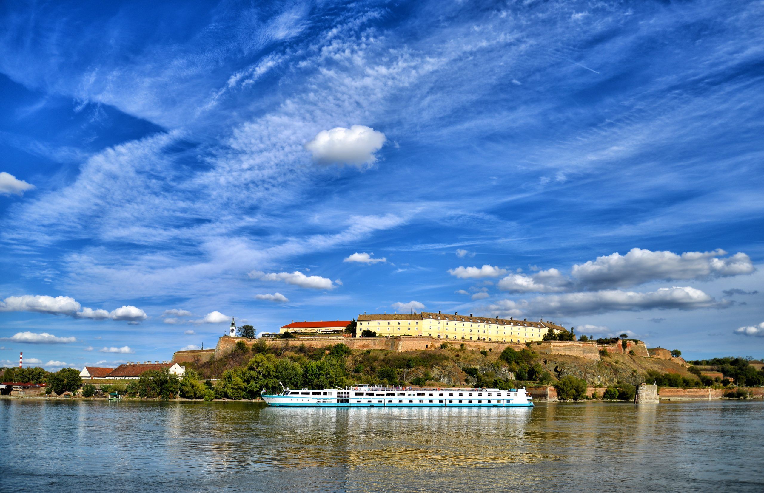 Besplatne promotivne ture obilaska centra grada i Petrovaradinske tvrđave